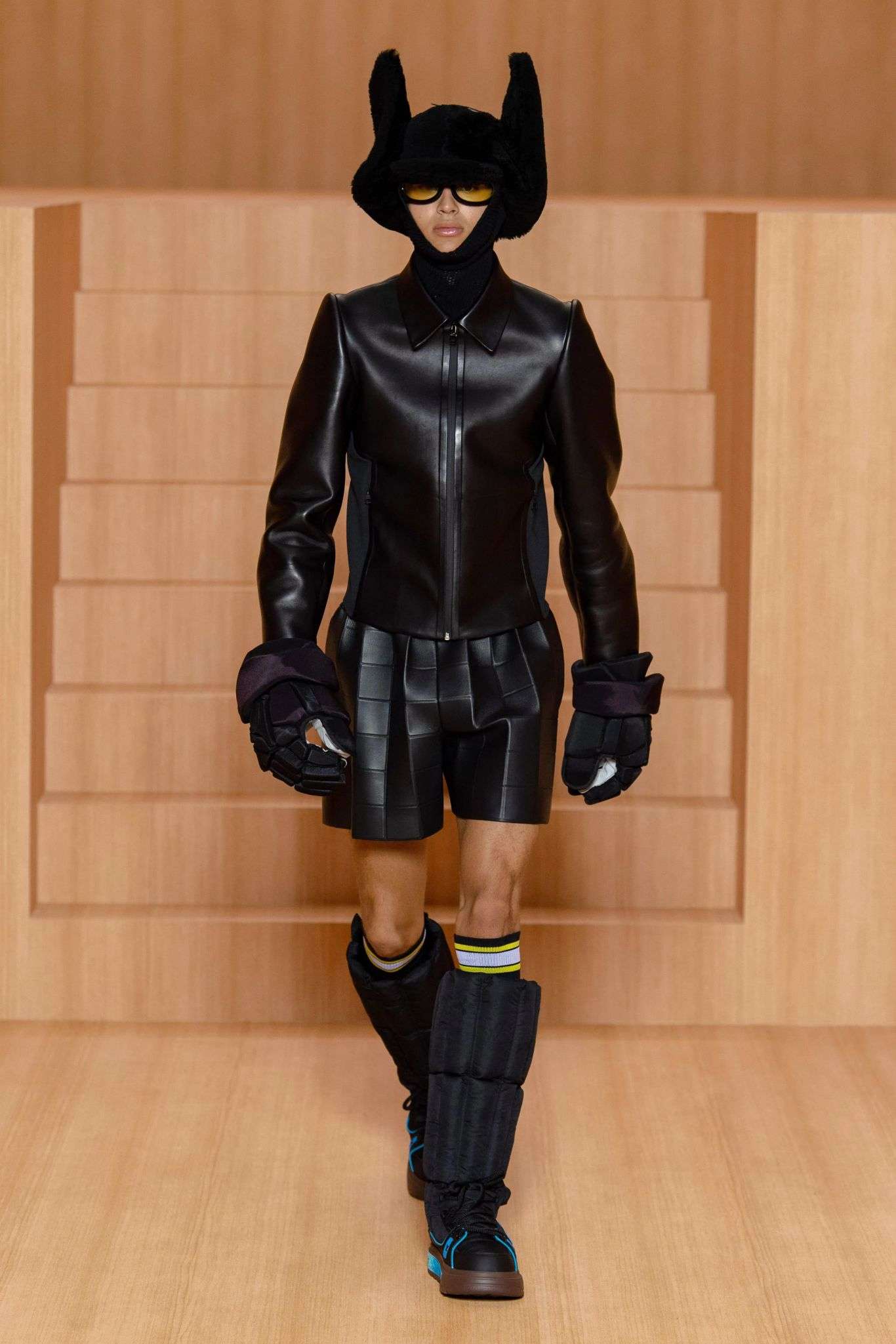HOW VIRGIL ABLOH USED 6 SECONDS OF MUSIC TO INSPIRE THE ENTIRE LOUIS VUITTON SS22 SHOW