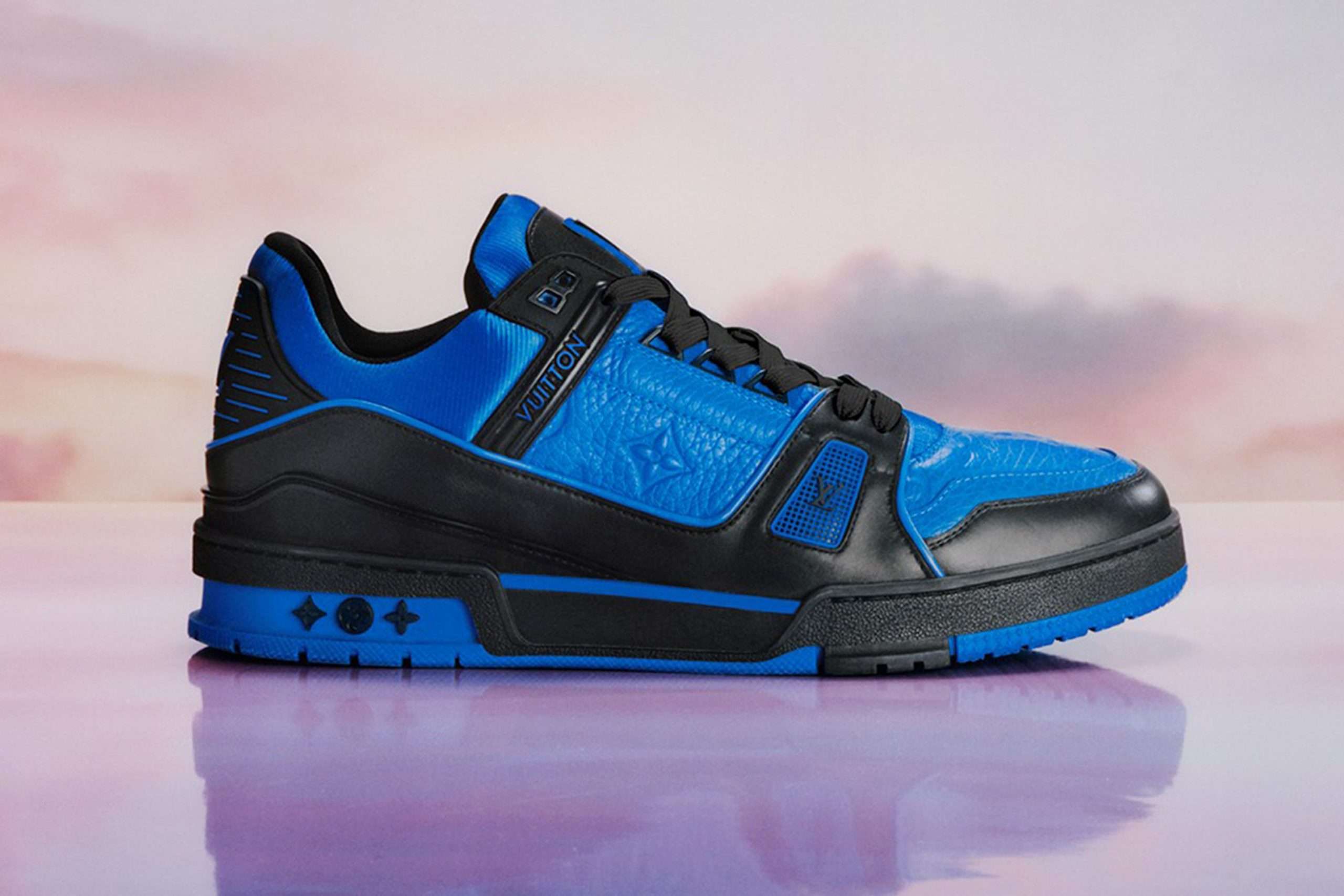 THE LV TRAINER NOW HAS A MULE COUNTERPART