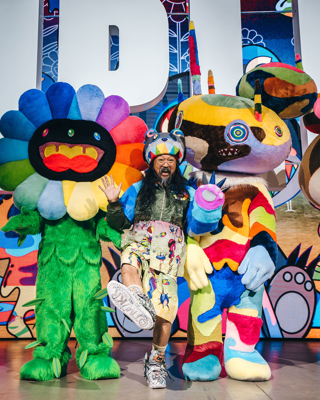 TAKASHI MURAKAMI'S FLOWERS: A CORE SYMBOL OF POP CULTURE