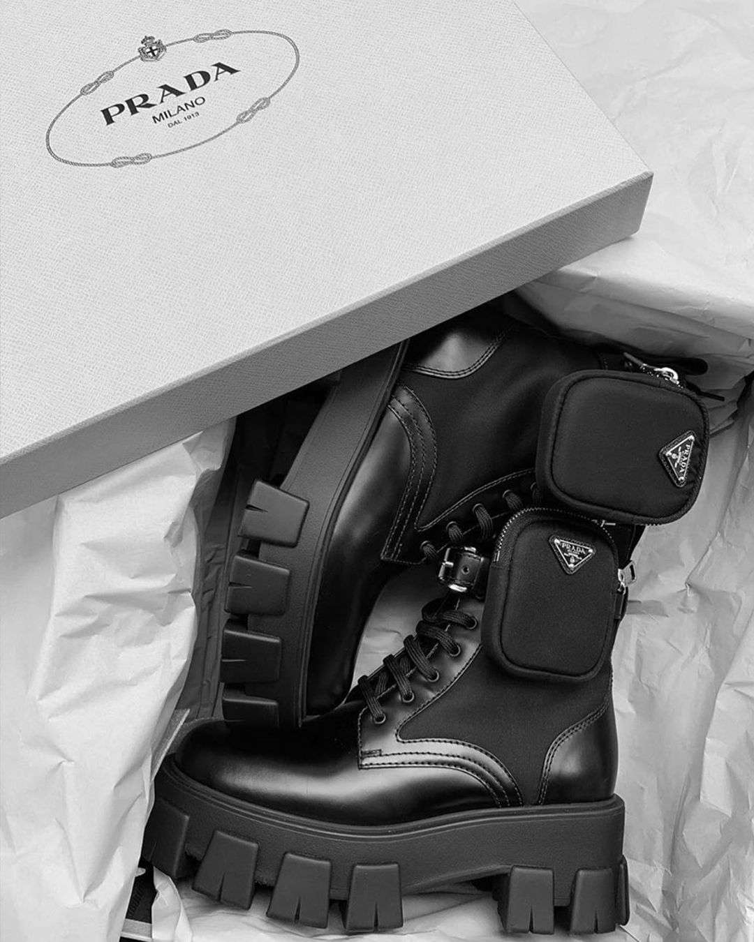 THE BOOTS THAT ARE TAKING OVER TIKTOK & OUR WARDROBES