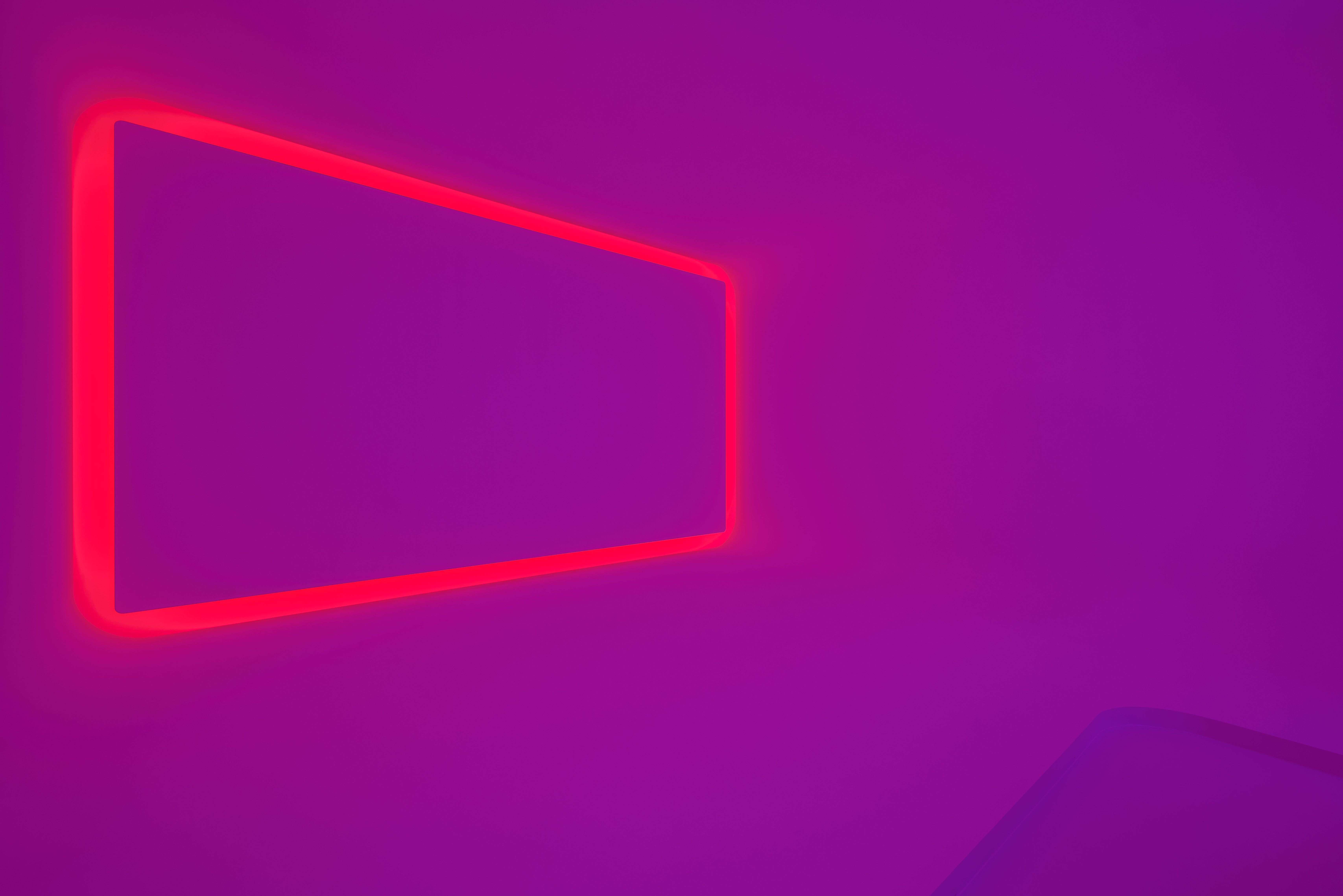 JAMES TURRELL’S LATEST WORK TRANSFORMS SWAROVSKI KRISTALLWELTEN