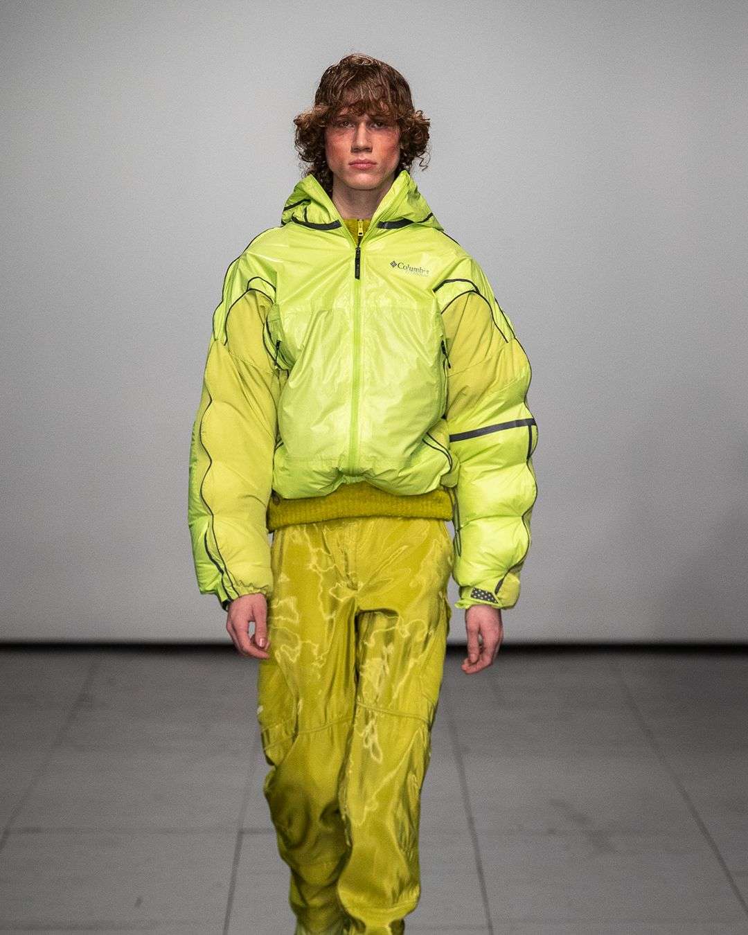 ROBYN LYNCH AW22 CENTRES TECHNOLOGY & HERITAGE