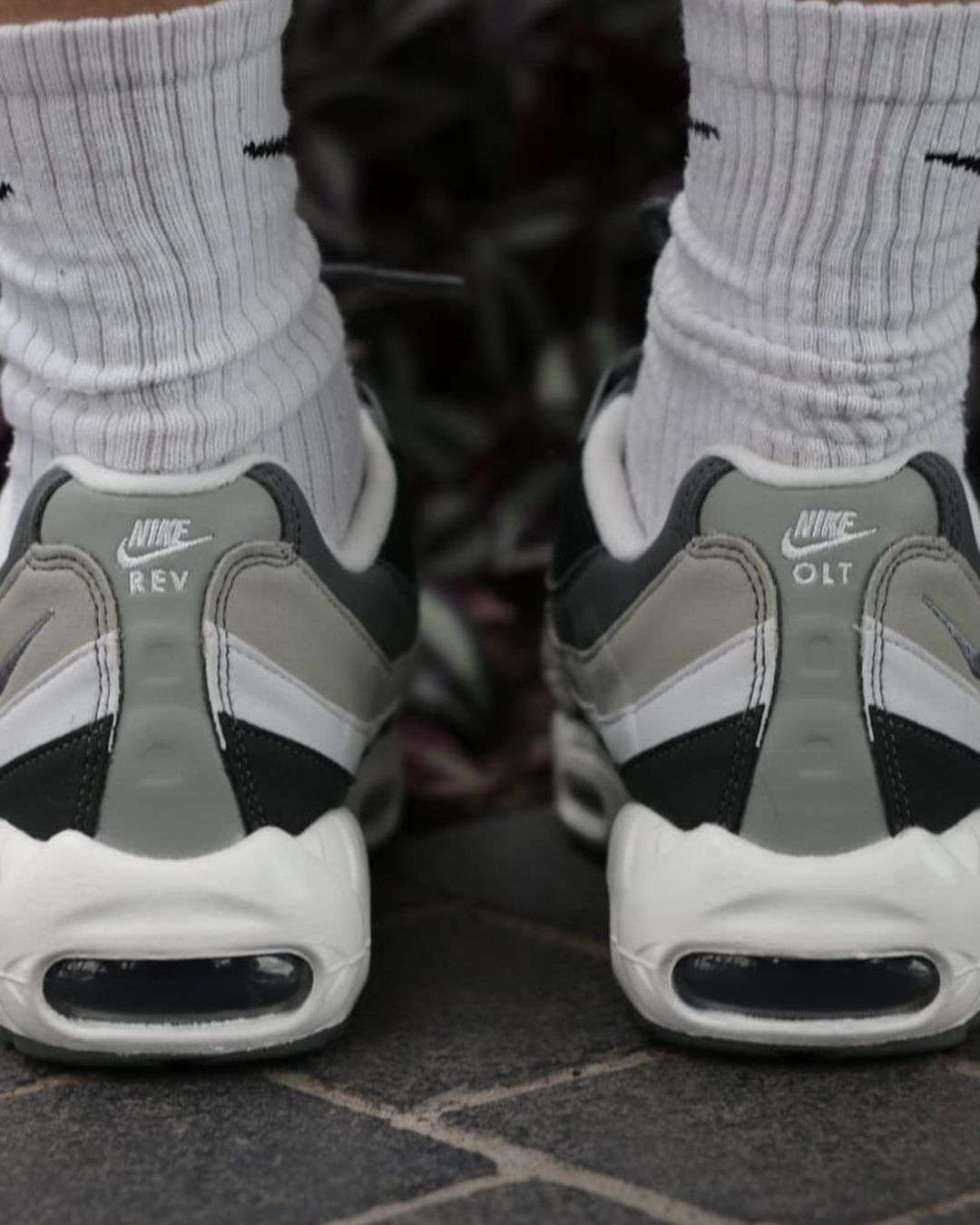 TALKING SNEAKERS, DESIGNING FOR NIKE & RESILIENCE WITH SANDY KAUR
