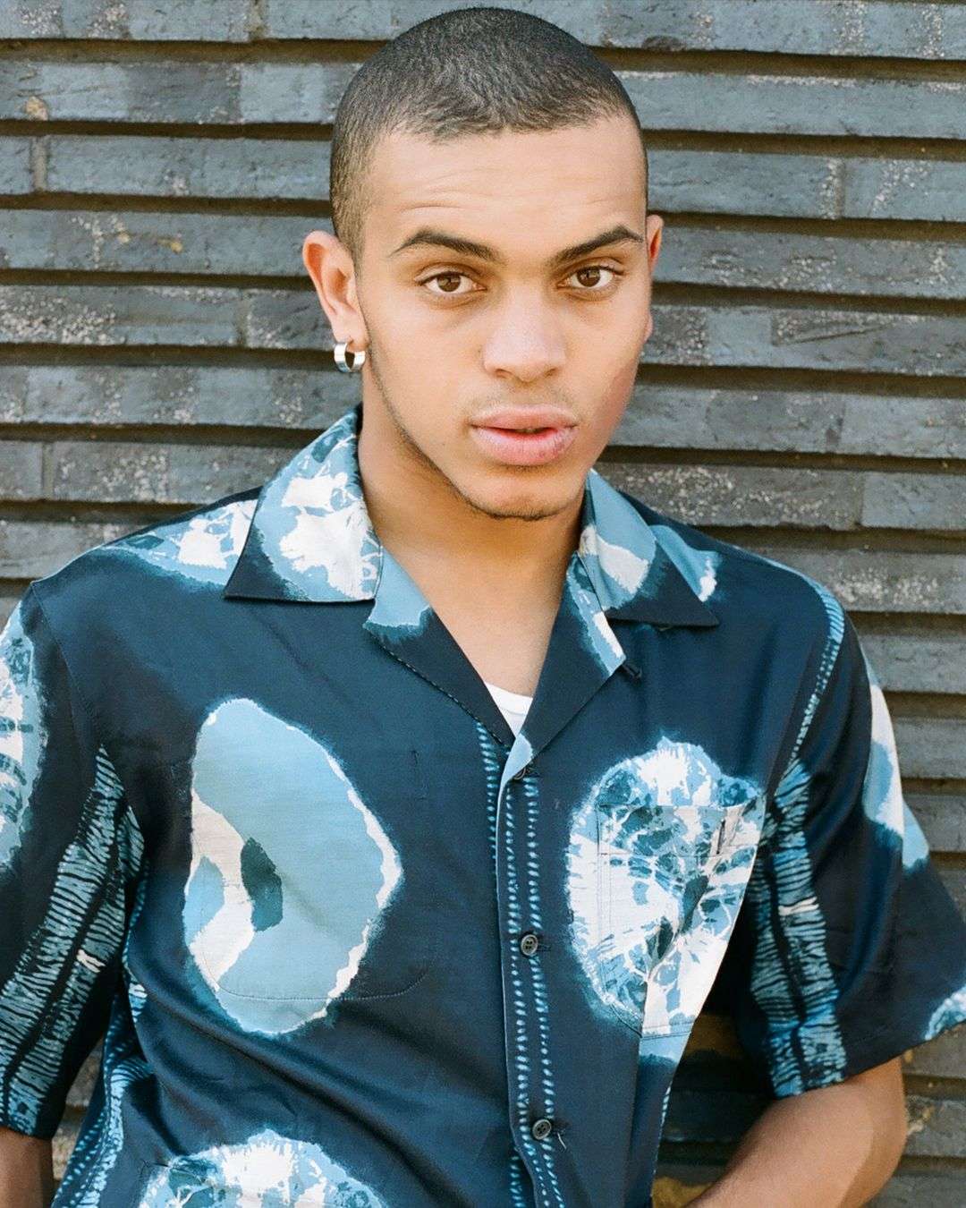 IT'S GETTING HOT IN HERE, SO PUT ON YOUR PRINTED SHIRT