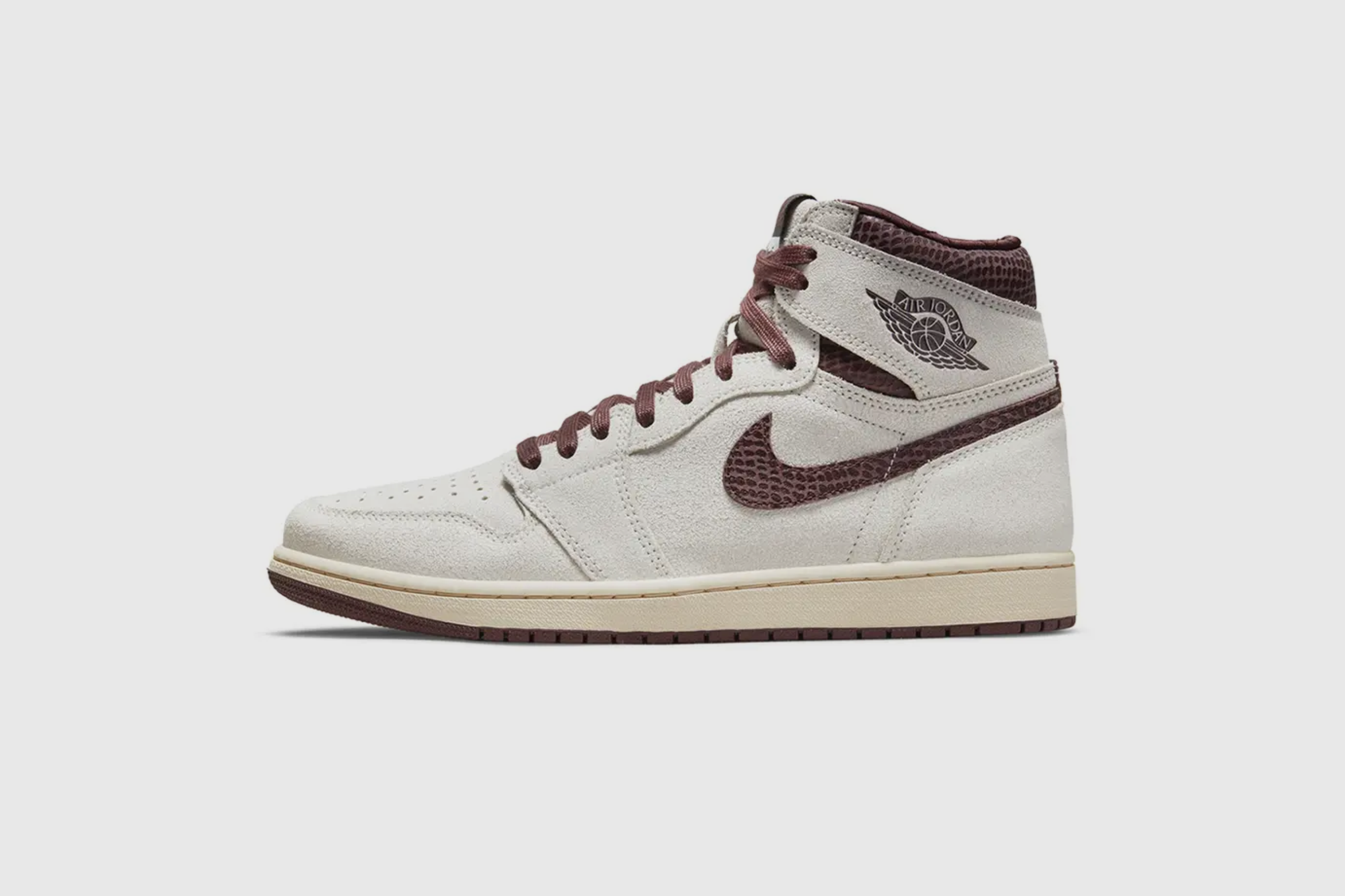 CONTROVERSY STRIKES THE SWOOSH - THIS WEEK IN SNEAKERS