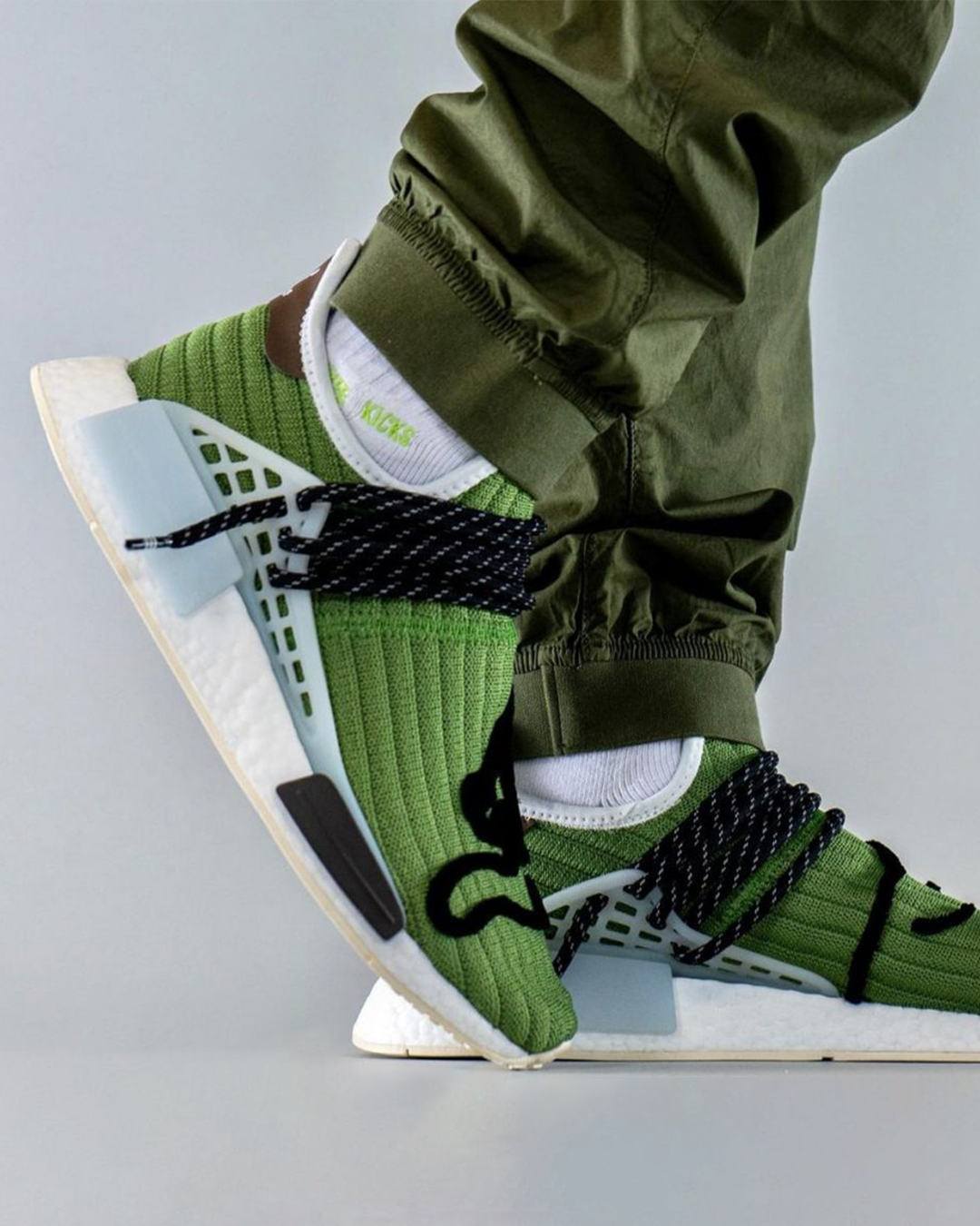 NOTHING BUT NET - THIS WEEK IN SNEAKERS