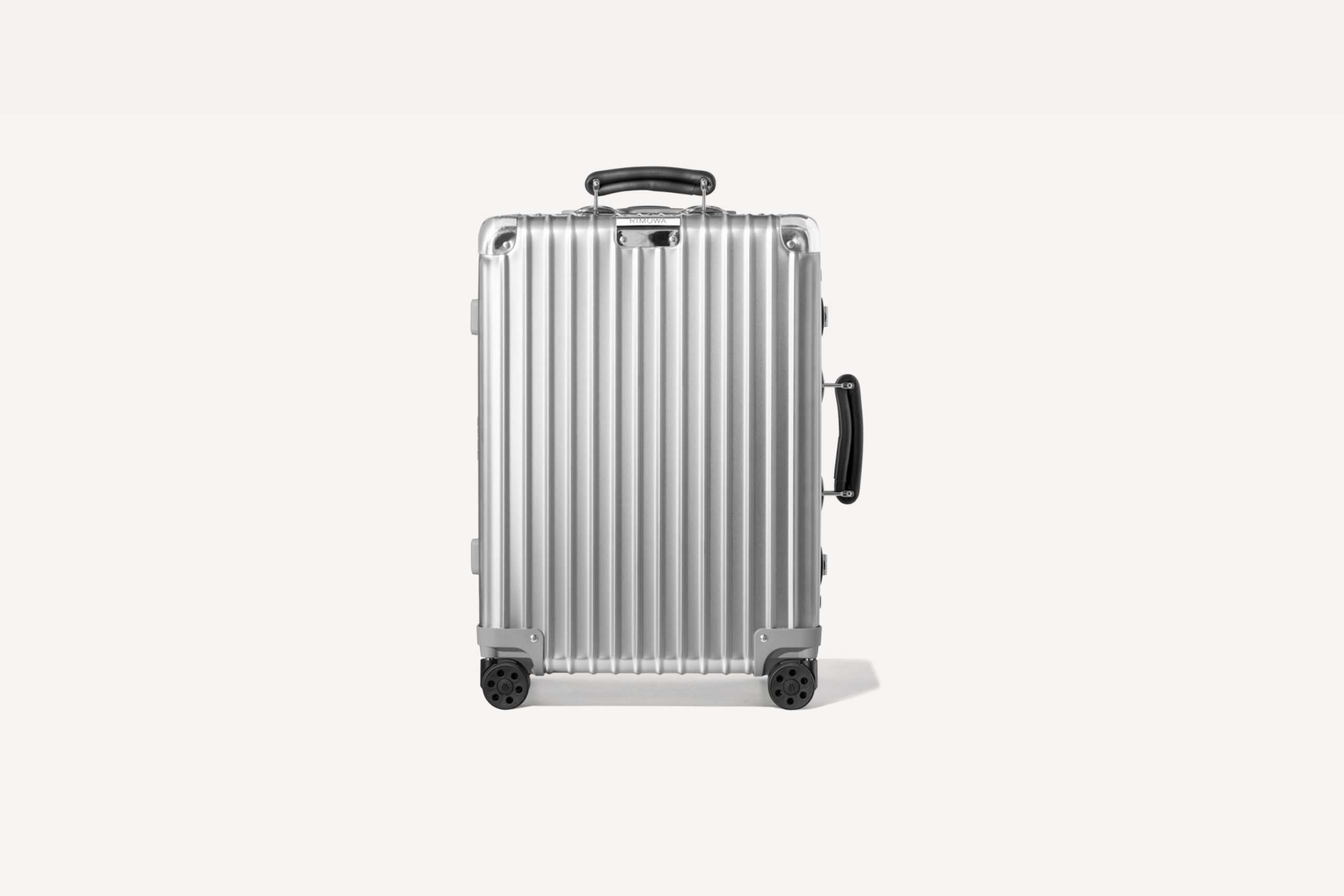 GO BIG OR GO SMALL WITH TRUNKS & LUGGAGE