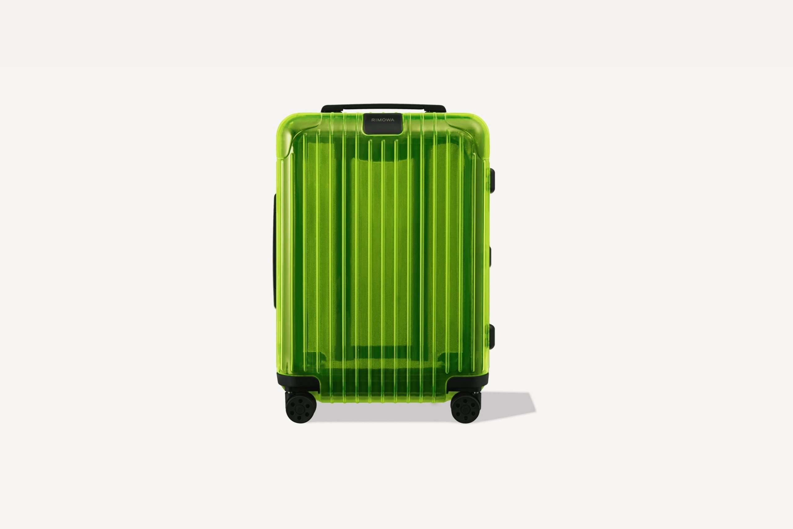 GO BIG OR GO SMALL WITH TRUNKS & LUGGAGE