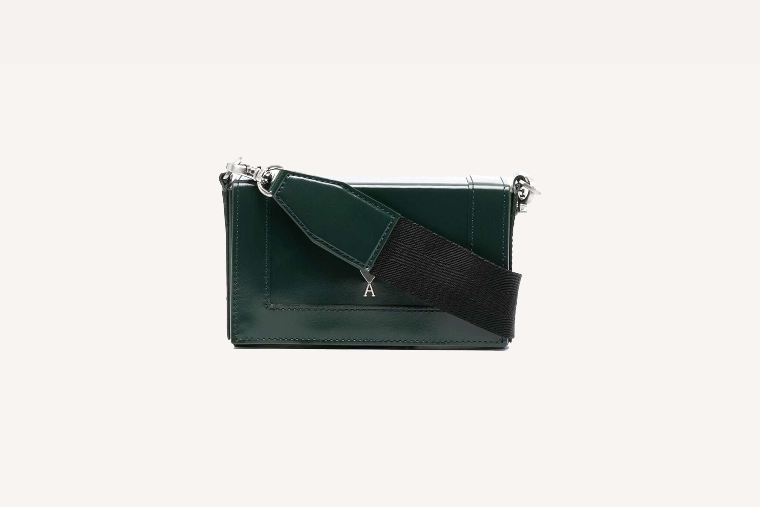 GO BIG OR GO SMALL WITH TRUNKS & LUGGAGE