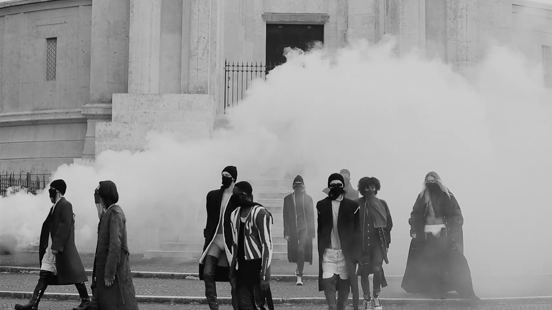 RICK OWENS’ FW21 PRESENTS A POSSIBLE ANNIHILATION
