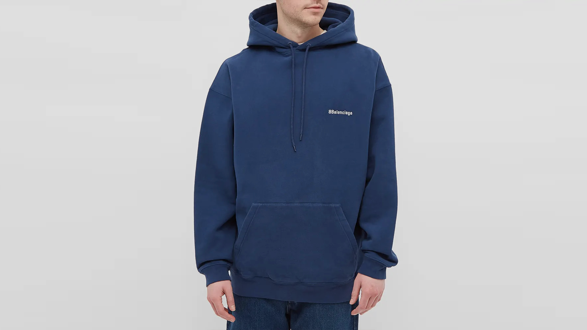 12 TIMELESS HOODIES TO SCOOP FOR YOUR WARDROBE