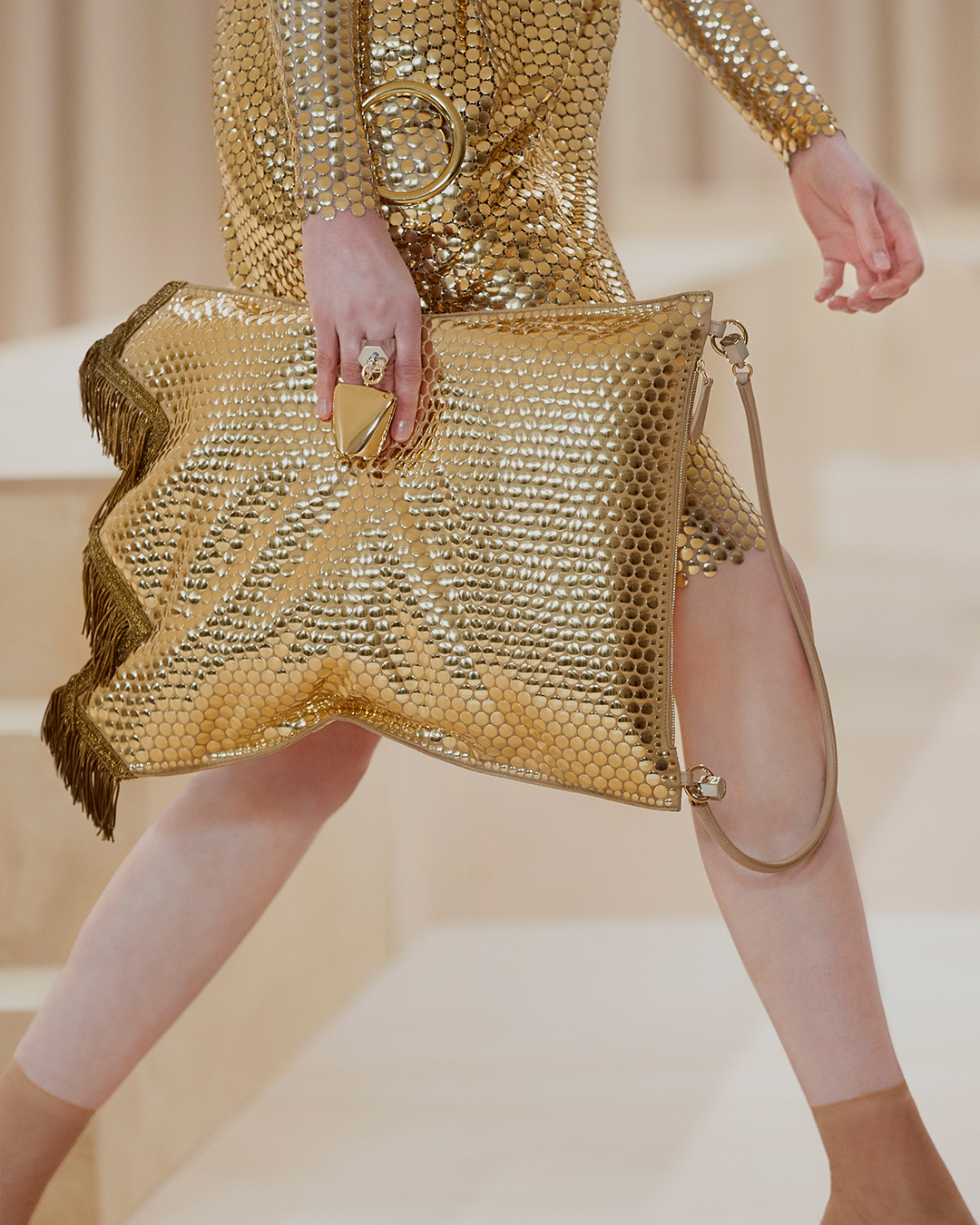 RICARDO TISCI CELEBRATES FEMININE ENERGY FOR BURBERRY AW21