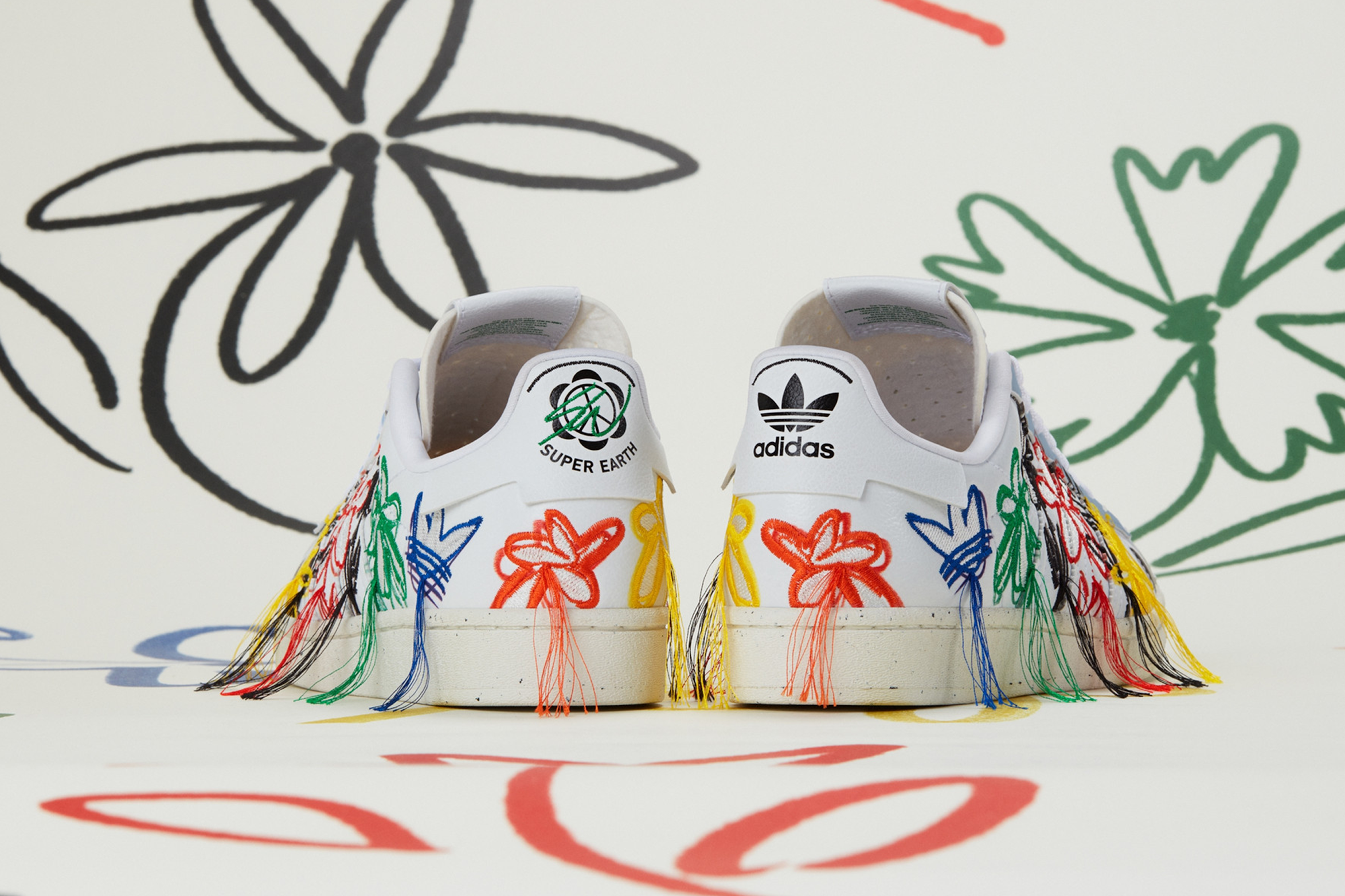 adidas©