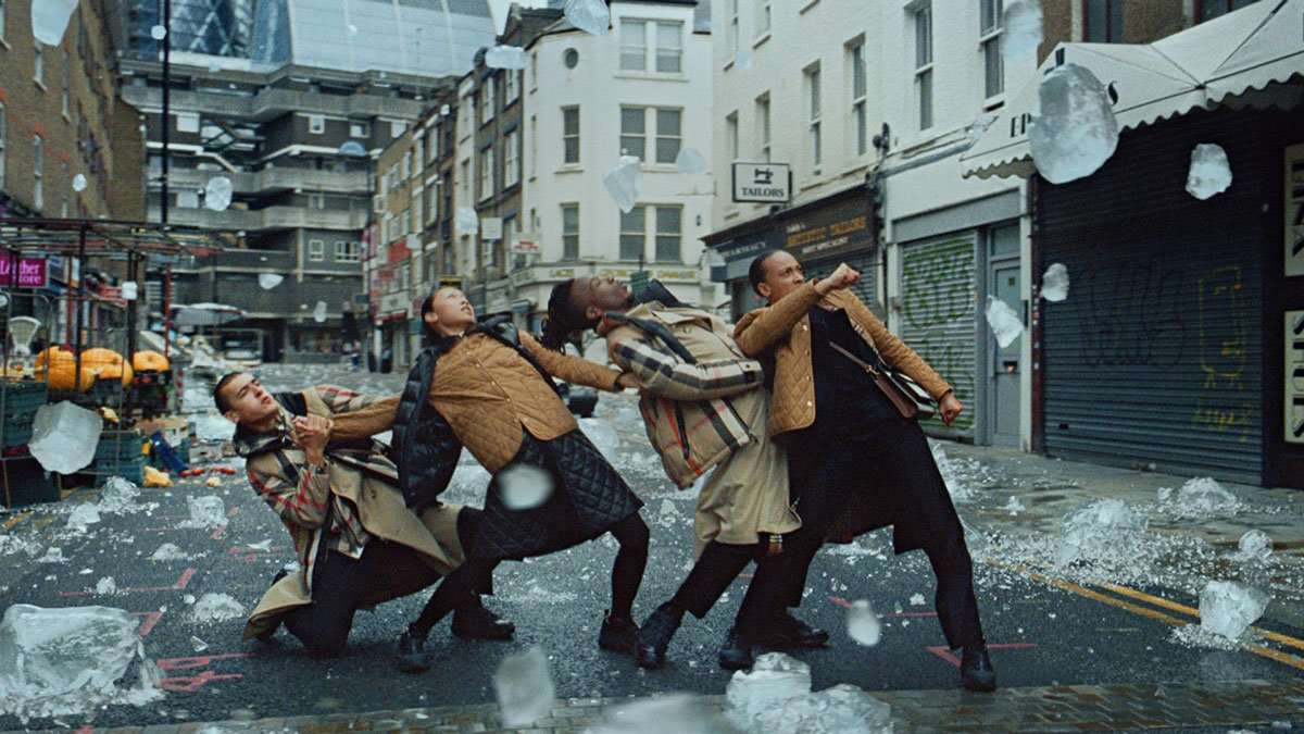 2020'S BEST CHRISTMAS FASHION CAMPAIGNS